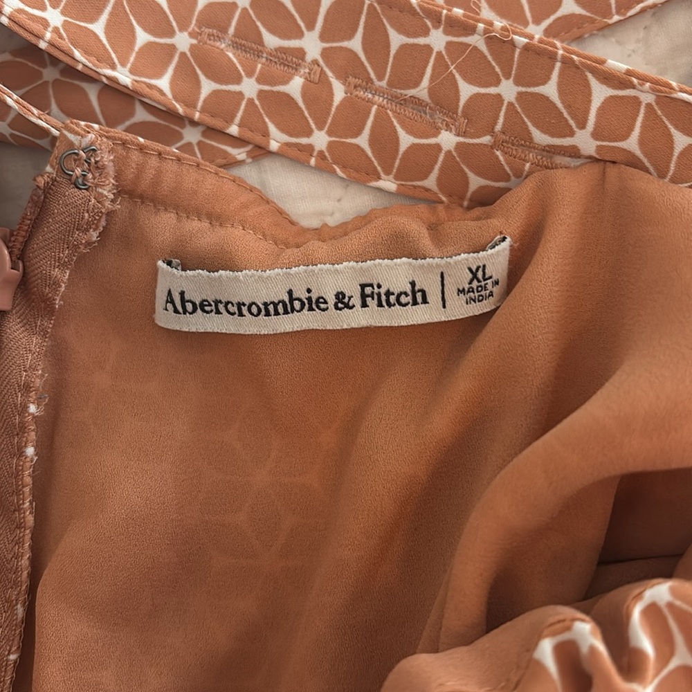Abercrombie & Fitch Tan Sleeveless Halter Maxi Dress - Picture 3 of 4